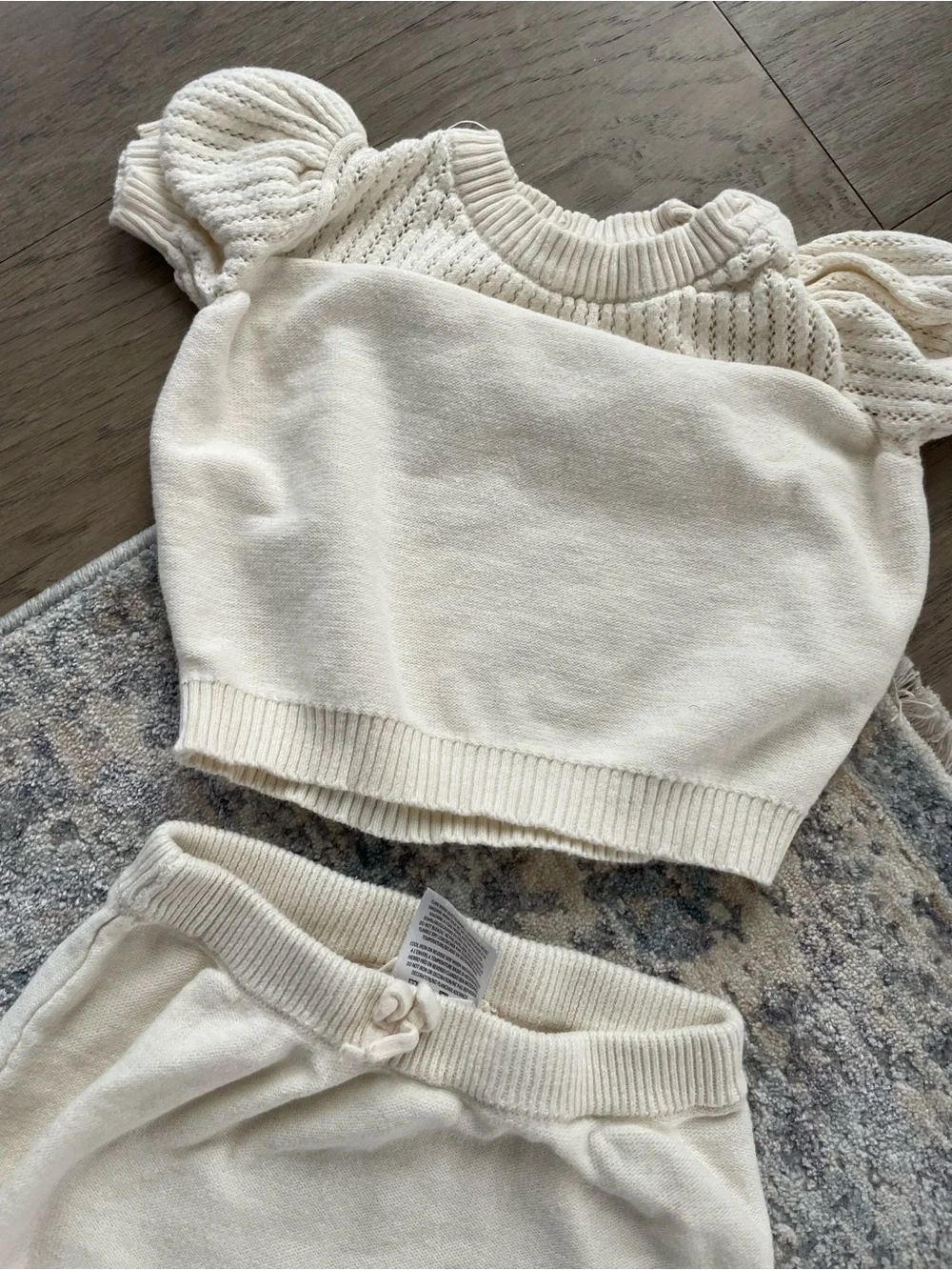Jessica Simpson Cream Knit Puff Sleeve Top & Bloomer Set